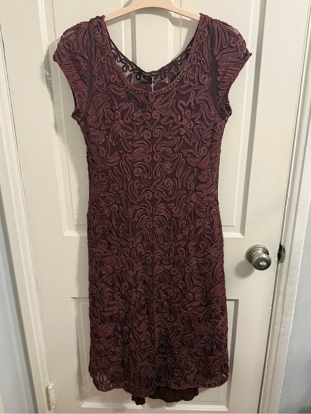 Cap-Sleeve Burgundy Midi Dress with Swirl Lace Detail